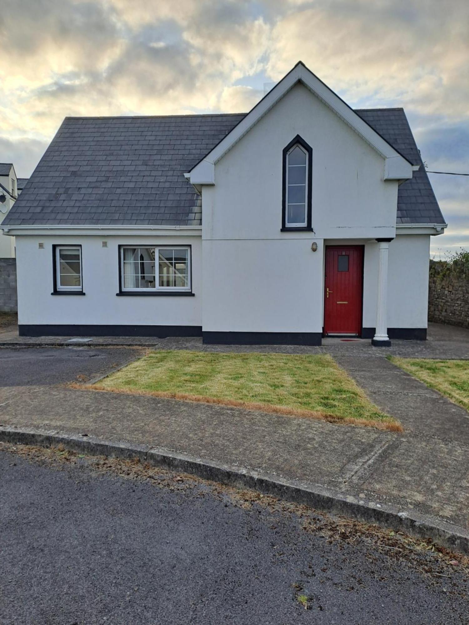 5 The Cloisters Kilkee Villa Clarecastle Exterior photo